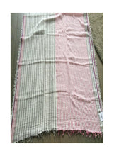 Load image into Gallery viewer, Sjaal Aaiko Red