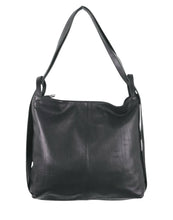 Afbeelding in Gallery-weergave laden, Grote Zwarte Schoudertas, ook als rugtas te dragen, prachtige tas!