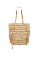 Load image into Gallery viewer, Tas Boho Bruin is een gevoerde schoudertas met een rieten look en heeft een magneetsluiting. Een tas met korte hengsels en rijgveters aan beide kanten en is verkrijgbaar in verschillende kleuren: Beige, Bruin.