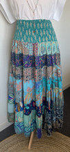 Afbeelding in Gallery-weergave laden, Maxi Rok Patchwork Boho Blue