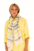 Load image into Gallery viewer, Ecru Sjaal van de Moment Amsterdam Collectie met afmeting 180cm x 100cm, in de kleuren ecru, grijs en felgroen. Met deze sjaal kun je jouw compleet witte outfit nét dat beetje extra kleur geven, prachtig!