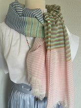 Load image into Gallery viewer, Lichtroze Sjaal Ariane Pistache Green heeft de afmeting 180cm x 100cm. Een mooie gestreepte sjaal van Moment Amsterdam Collectie in de kleuren roze, groen, blauw, oranje en ecru. Deze sjaal met item referentie 23.306.25 geeft jouw outfit net wat extra's. Bestel deze sjaal nu online bij Yucicoco.