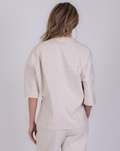 Afbeelding in Gallery-weergave laden, Zachte Sweater Kit van The Clothed Collectie. Geef je outfit een stijlvolle upgrade met deze kit kleurige sweater! Perfect te combineren met Broek Bilboa Kit.