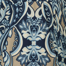 Load image into Gallery viewer, Blauwe Broek met print in travelkwaliteit, Pants Carola UBF22421101 van de Jane Lushka Collectie. Een lange broek met rechte pijpen in een eigentijdse print. Broek heeft een elastieken band in de middel met strikceintuur, geen zakken op de achterkant.