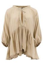 Load image into Gallery viewer, ibzmode Blouse Isabel Sand