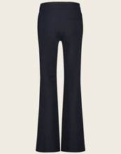 Load image into Gallery viewer, Jane Lushka Pants Jadore Blue BB2100U. Dit is een flared model, heeft een uitlopende pijp en een tailleband met trekkoord.