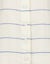 Load image into Gallery viewer, Topblouse Helga is een luchtige blouse van katoen, heeft een V-hals, drukknoopjes, een korte mouw met elastieken band. De blouse is een klassieke stijl en de basis kleur van deze topblouse is offwhite met een blauwe streep. Blouse Helga is goed te combineren met de Pants Annabel in Blue. Een pracht van een casual set, vrouwelijk, klassiek en stijlvol.
