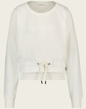 Afbeelding in Gallery-weergave laden, Offwhite Soft Hoodie Fly/1 PG6222427-1 van Jane Lushka is een mooie hoodie van katoen, heeft een ronde hals, rijgkoord, een lange mouw met boord. De hoodie heeft een klassieke maar toch sportieve stijl.