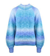 Afbeelding in Gallery-weergave laden, Trui Rain Turquoise/kobalt is een trendy grof gebreide trui met lange pofmouwen, een opstaande kraag en heeft een kabelpatroon op het voorpand. De trui is gemaakt van multicolor garen en is verkrijgbaar in één maat, draagbaar voor maat S/M/L en is verkrijgbaar in verschillende kleuren: Turquoise/kobalt, Roze/geel.