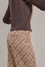 Afbeelding in Gallery-weergave laden, Corel Broek Lily Wide Jaquard Lurex