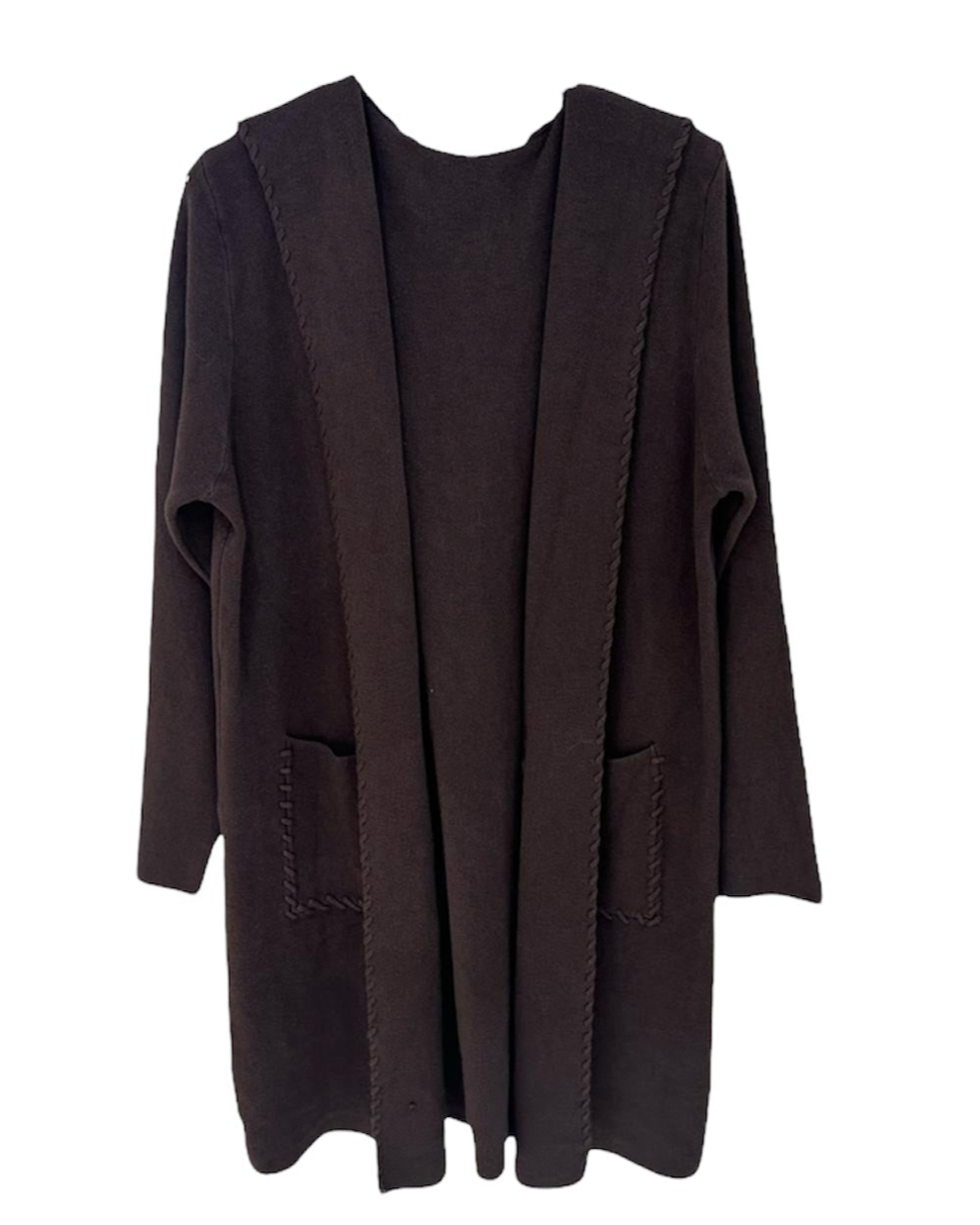 Bruin Vest, Lang Vest Mae Knitwear, met luxe rijgsteek en capuchon. Elegant en comfortabel vest in een super zachte knitwear kwaliteit. 