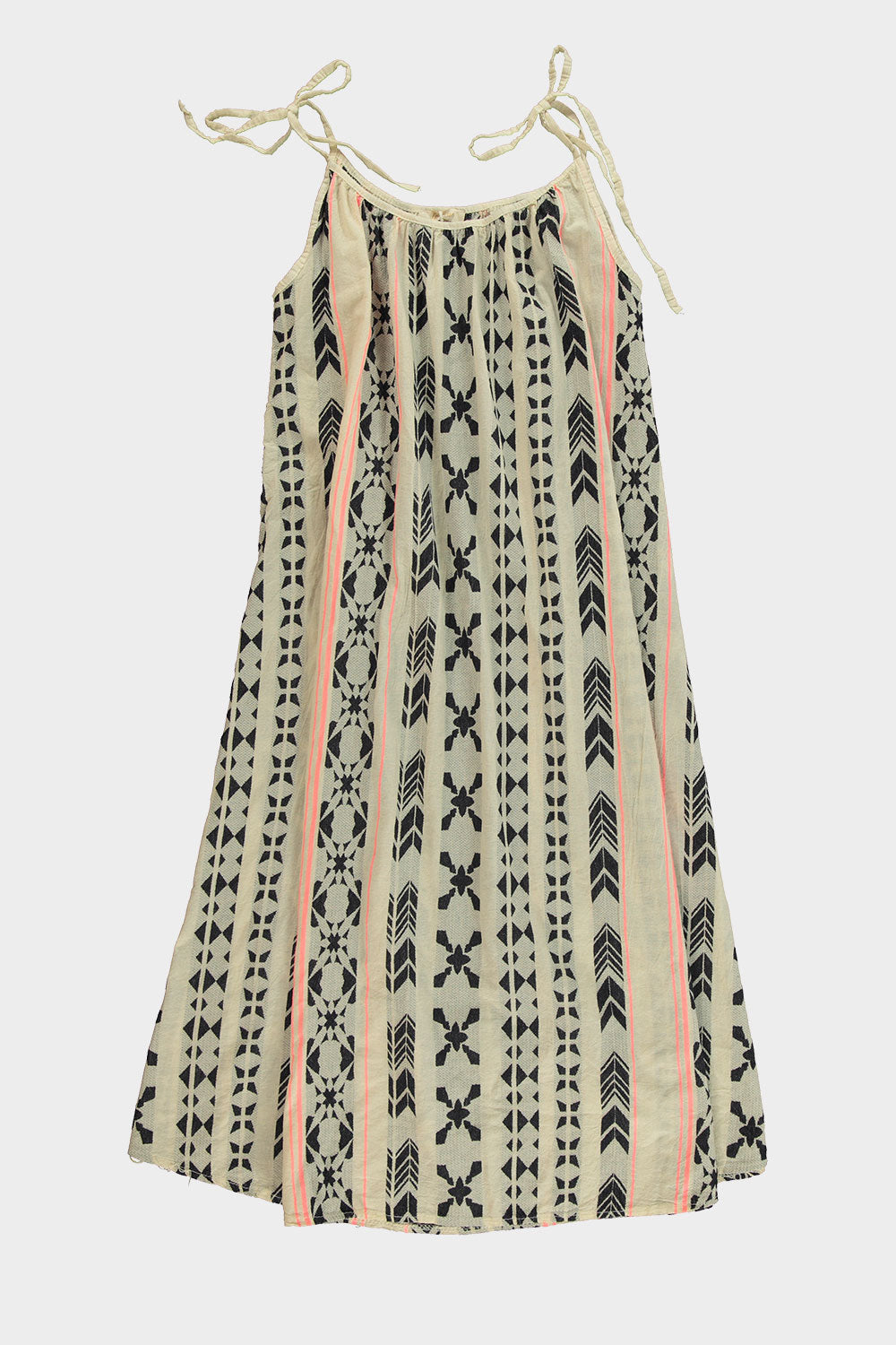 Jurk Aztec Zwart/Roze is een maxidress met verstelbare spaghetti bandjes.   De jurk is one size en is te dragen van maat S t/m XXL.