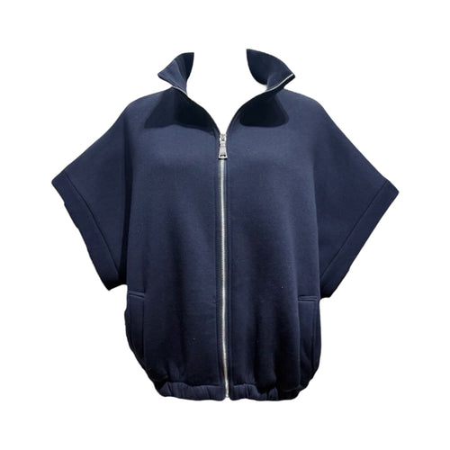 Blauwe Bodywarmer Fleece, kort model. Super zachte bodywarmer met opstaande kraag, steekzakken en ritssluiting. Voor een sportieve casual look, comfortabel en warm.