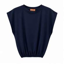Load image into Gallery viewer, Superleuke Donkerblauwe Ballon Top van Mooij. Deze cropped top met elastieken band is een echte must-have en verkrijgbaar in verschillende kleuren. Een comfortabele top met kap mouwen, geschikt voor maten S t/m XL.

