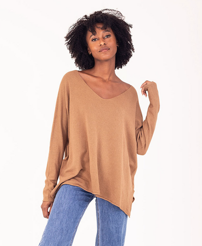 Trui Camel met V-hals