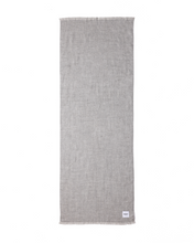 Load image into Gallery viewer, Grijze Sjaal Lisbon, Grey Melange is een zachte sjaal met een stoere, minimalistische afwerking, van de Moment in May Collectie. Sjaal heeft een lichte, gladde textuur met gerafelde randen.
