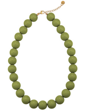 Afbeelding in Gallery-weergave laden, Gekleurde Kralen Ketting Olijfgroen 15mm
