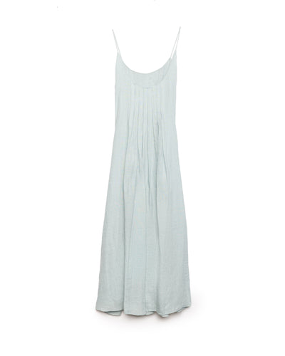 Blauwe Jurk Aspen Dress Summer Blue van Moment Amsterdam is een luchtige zomerjurk met plooitjes van 100% linnen met spaghetti bandjes. De ideale jurk voor een mooie zomerdag. Item referentie 27.119.25_417.