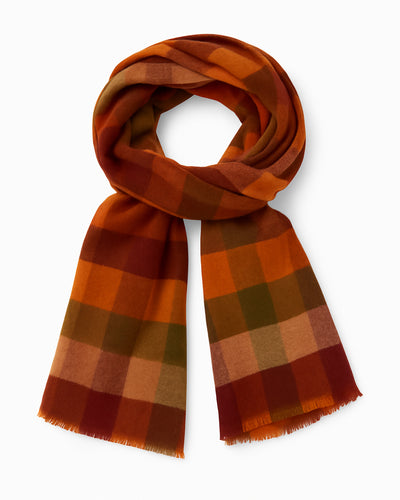 Sjaal Galbury van Moment in May Collectie is een multicolor sjaal in de warme aardse tinten in ruitpatroon met op de andere zijde het pied de poule dessin.