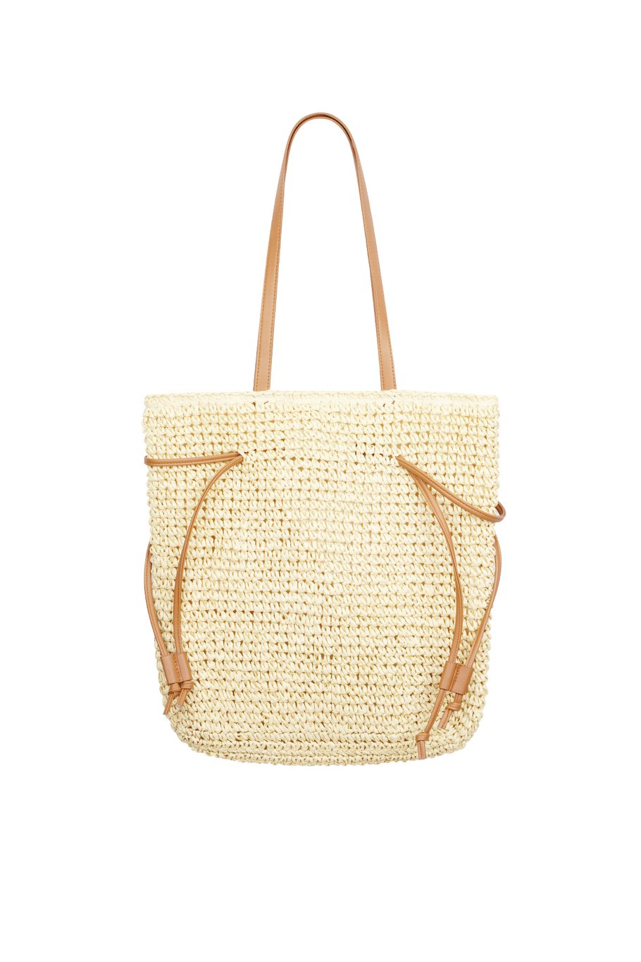 Tas Boho Beige is een gevoerde schoudertas met een rieten look en heeft een magneetsluiting. Deze tas heeft korte hengsels en rijgveters aan beide kanten en is verkrijgbaar in verschillende kleuren: Beige, Bruin.